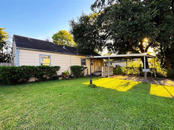 503 W Pitts Ave, Pasadena, TX 77506